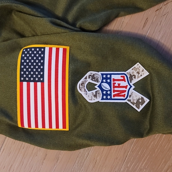 Nike Salute To Service Patriots Dri-Fit Long-sleeved Tee - Picture 2 of 4